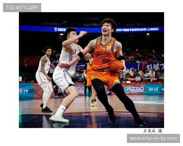 上海男篮主场力克同曦 豪取十二连胜主场不败纪录 上海男篮主场力克同曦 豪取十二连胜主场不败纪录